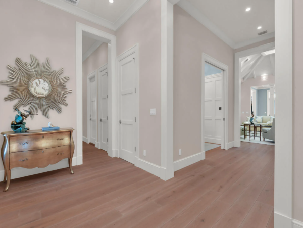 Luxury Coastal Retreat in Naples - Perfect For Your Next Vacation